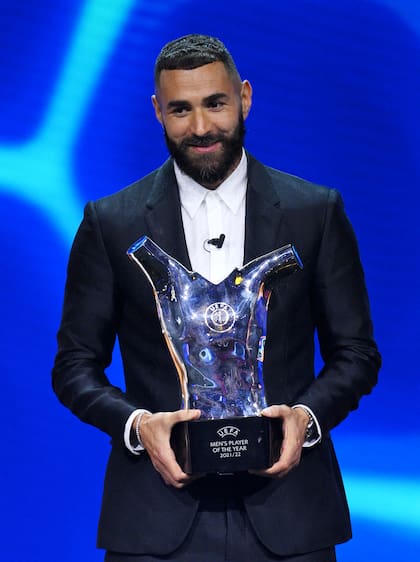 Karim Benzema, elegido mejor jugador de la temporada 2021/22 por la UEFA.