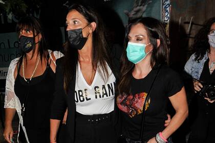 Karina Antoniali fue una de las pocas personas cercas al clan Fort que participó del velatorio de Gustavo Martínez