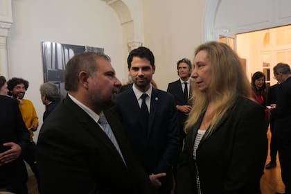 Karina Milei, durante una reunión con empresarios en la embajada de la Argentina en París