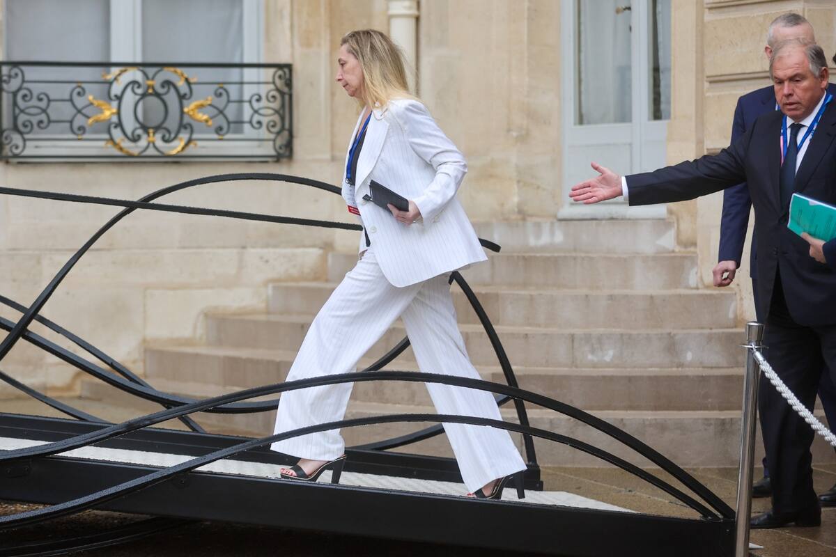 Karina Milei en el Palacio del Elíseo