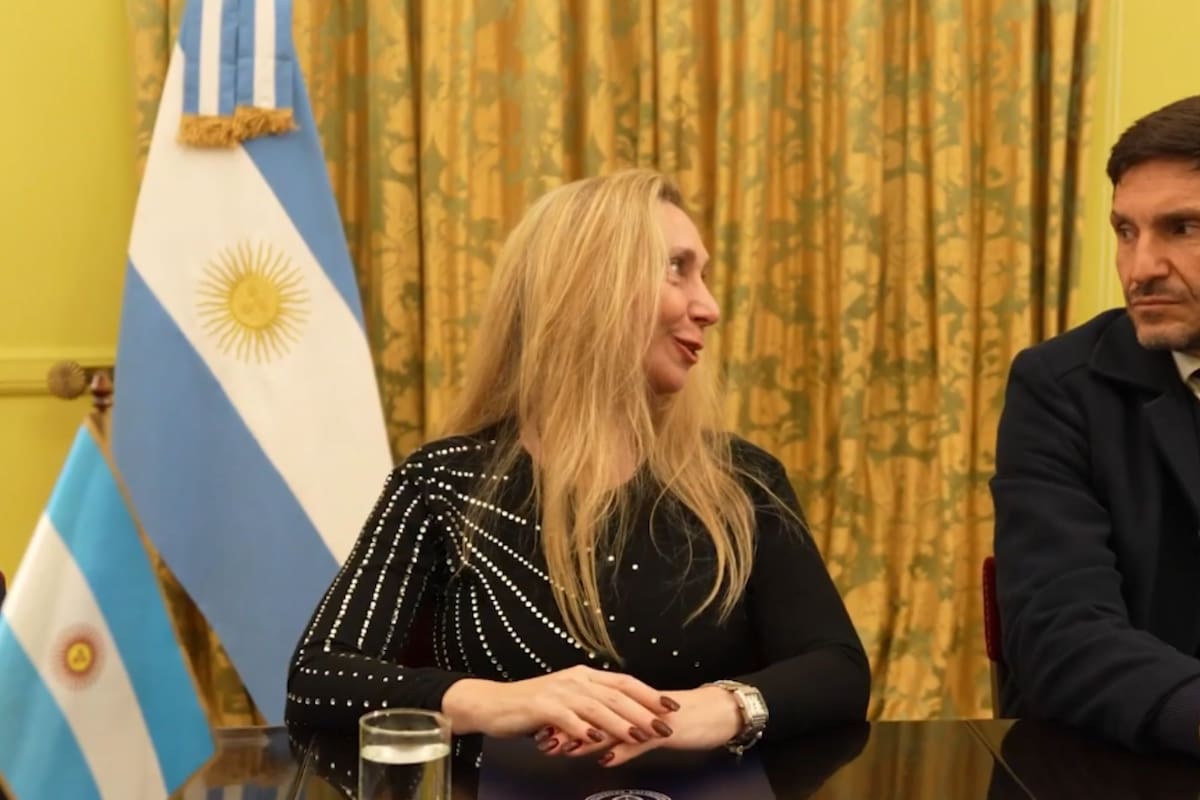 Chính phủ Argentina cam kết hỗ trợ các tỉnh qua thỏa thuận quản lý quốc lộ A012 với Santa Fe (Ảnh: Captura)