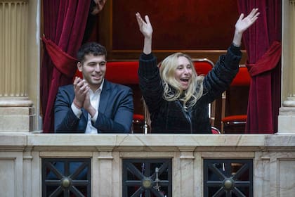 Karina Milei festeja la aprobación del Súper RIGI en Diputados junto a Sharif Menem
