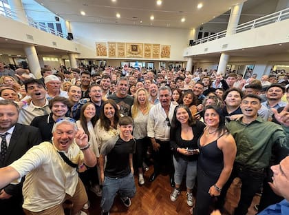 Karina Milei, Martín Menem y Sebastián Pareja encabezaron un encuentro en Mar del Plata