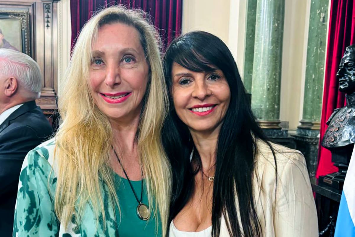 Karina Milei y Lorena Villaverde