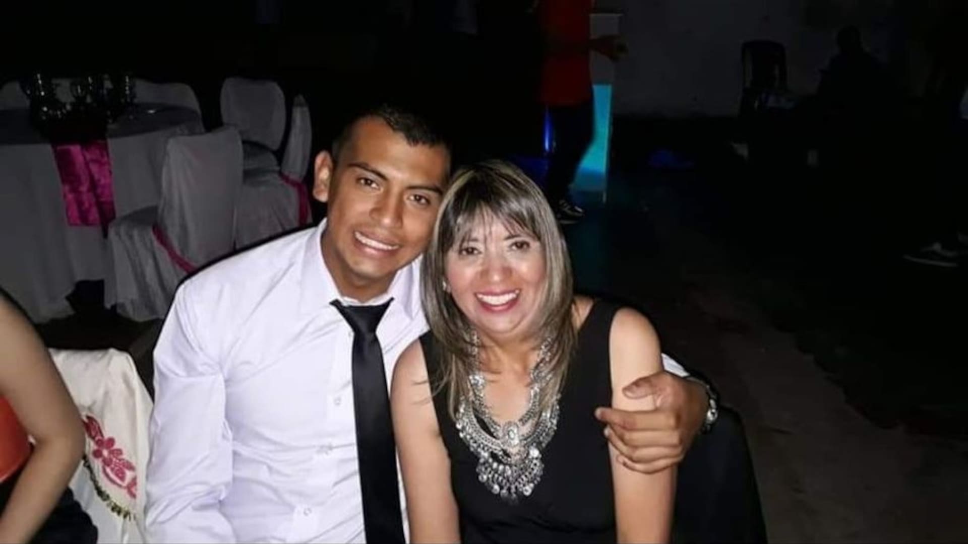 Cristian Ortega junto a su mamá, Karina Chazarreta