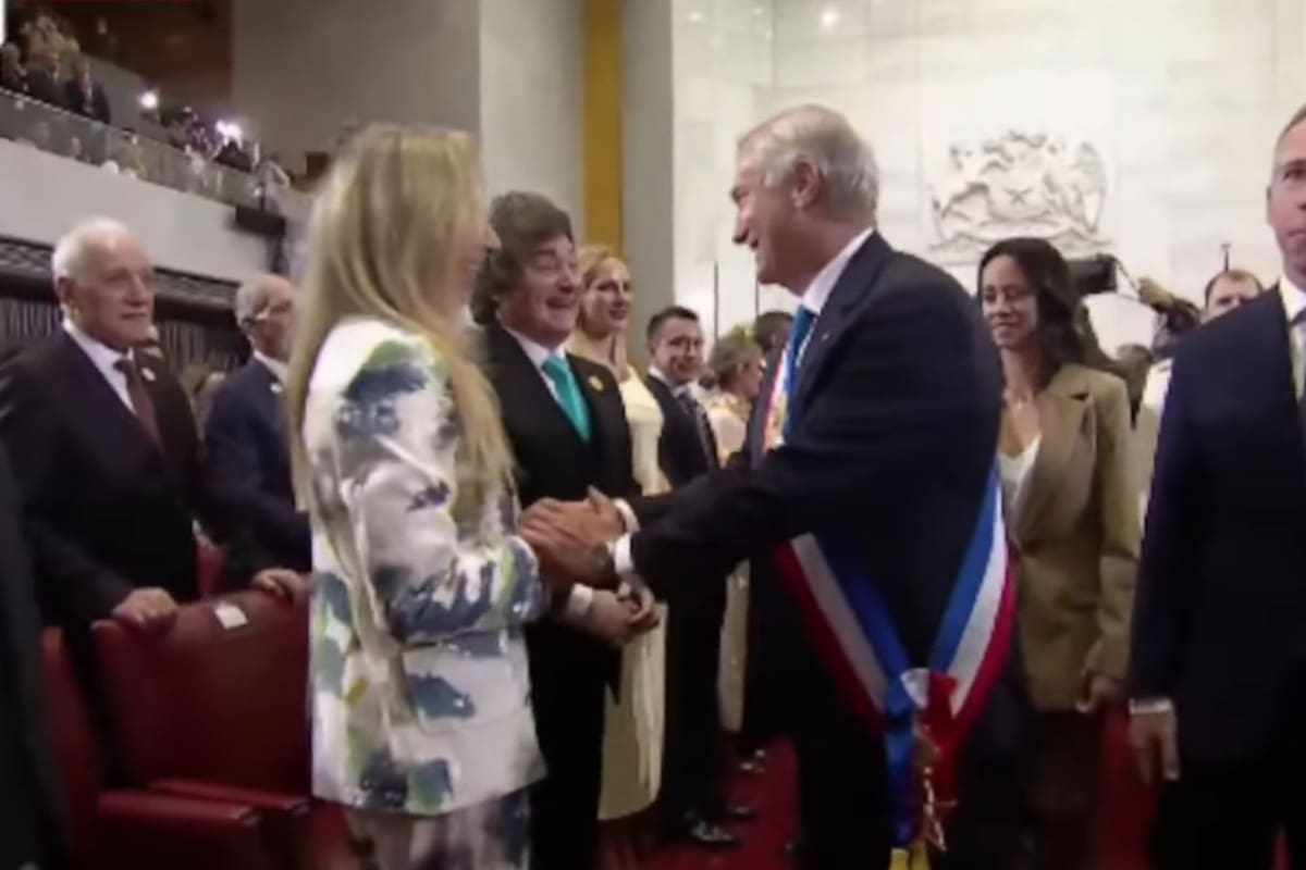 Karina y Javier Milei, en la asunción de José Antonio Kast