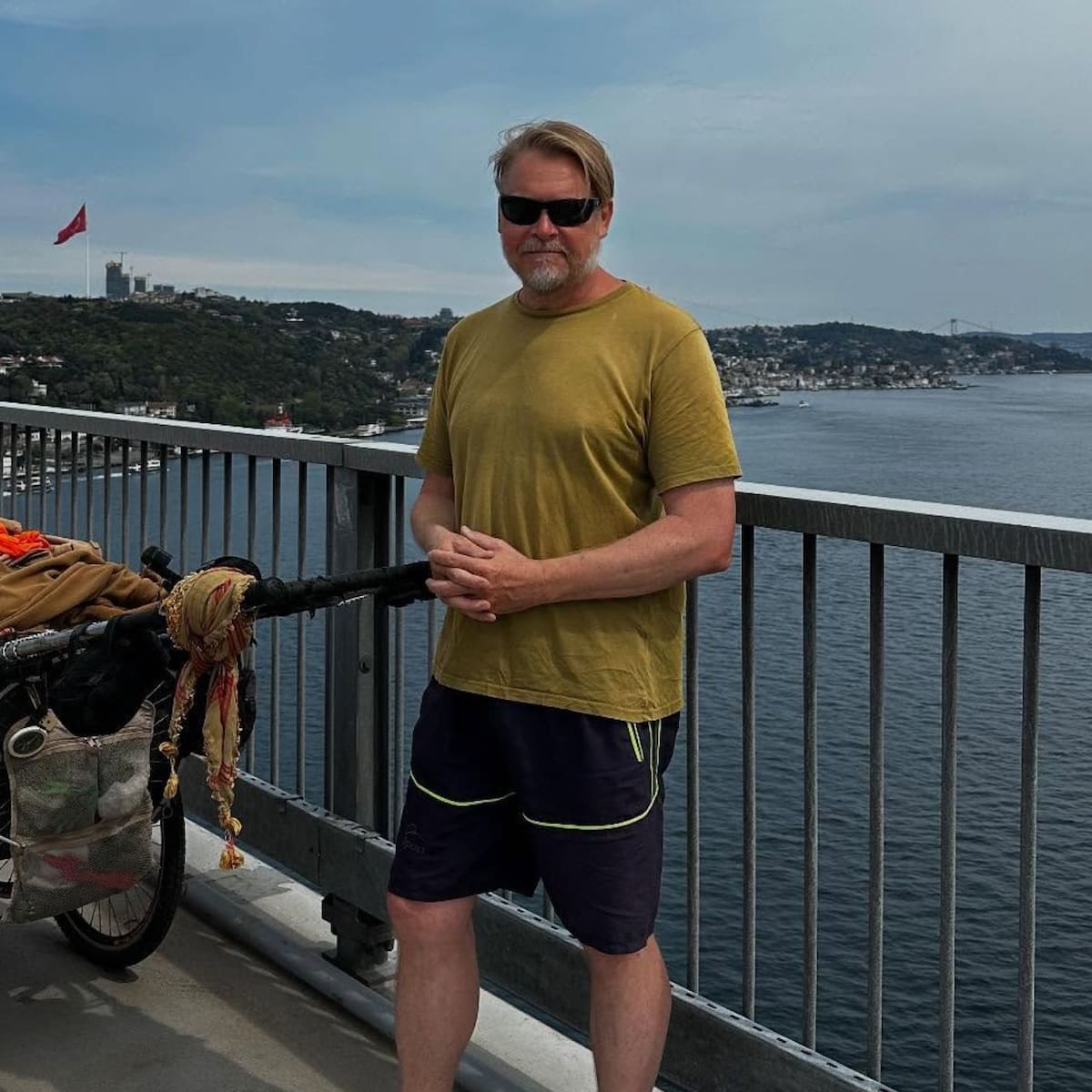 La historia de Karl Bushby, el hombre que hace 28 años empezó una travesía a pie desde Chile hasta Inglaterra - LA NACION