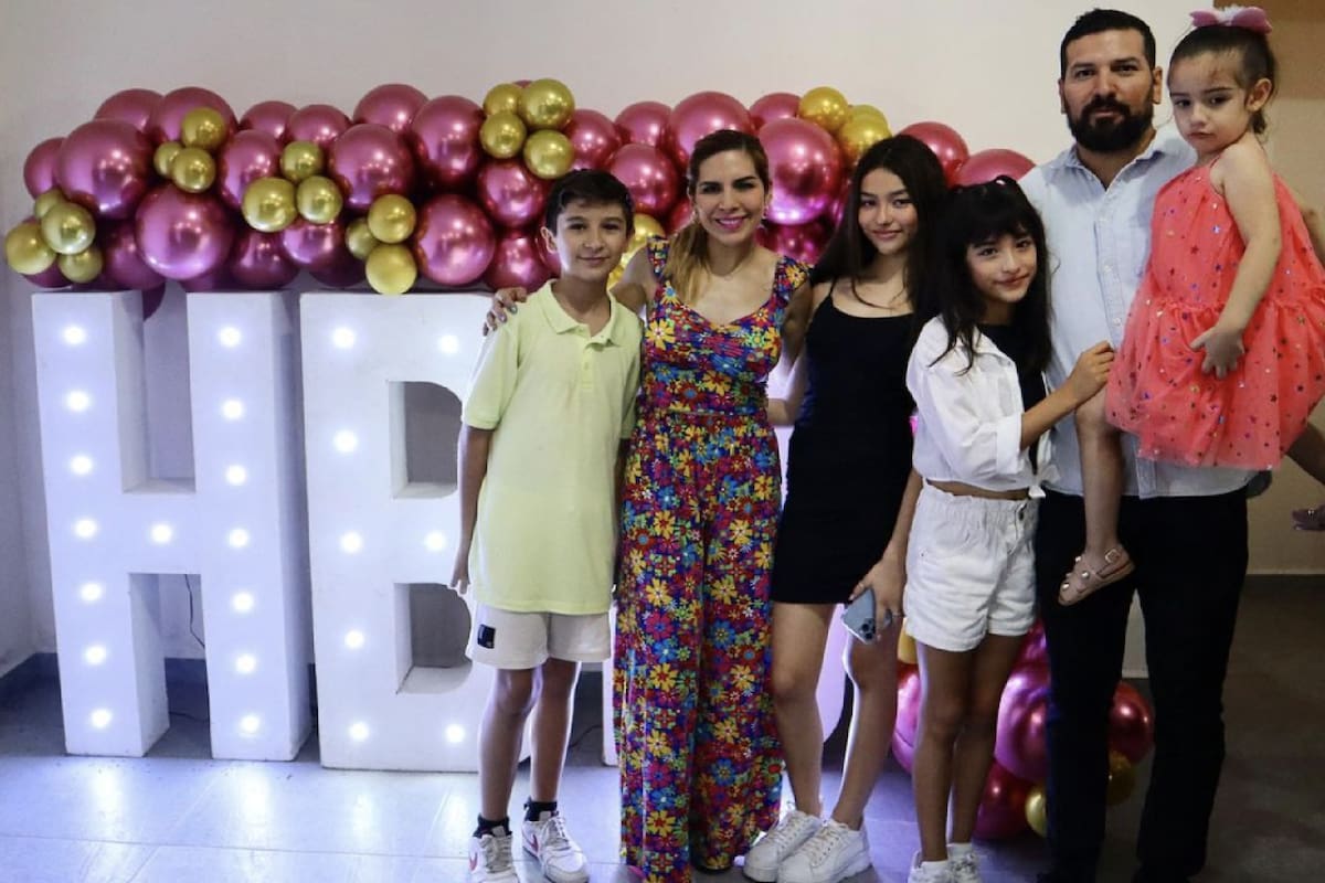 Karla Panini y Américo Garza formaron una familia con los hijos que ambos tenían de sus anteriores matrimonios