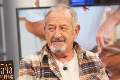 Lejos de buscar soluciones milagrosas o tratamientos sofisticados, el presentador vasco de 77 años atribuye su óptima condición física al cumplimiento estricto de métodos simples pero eficaces