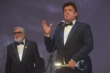 Karlovy Vary: de la emoción de Benicio Del Toro a la consagración de un director “fanático” de Moria Casán