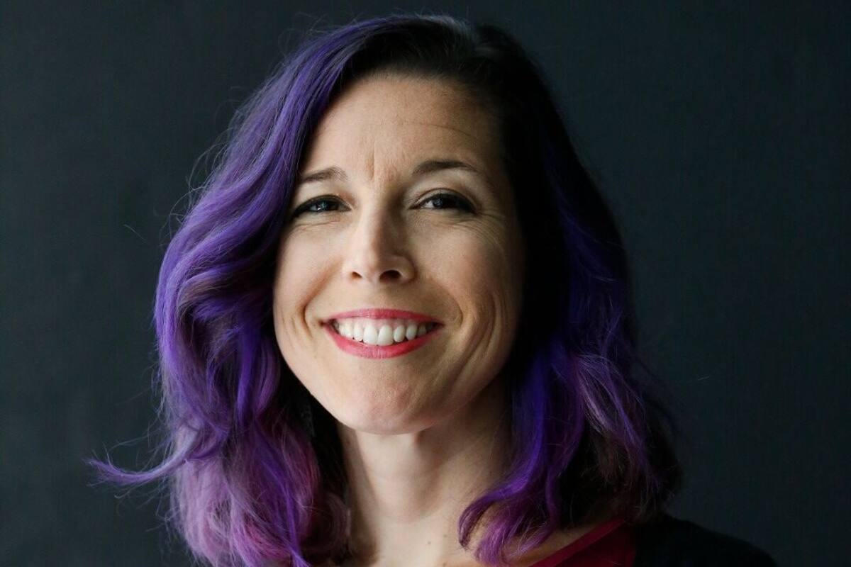 Kashmir Hill, periodista del New York Times y autora de Your Face Belongs to Us