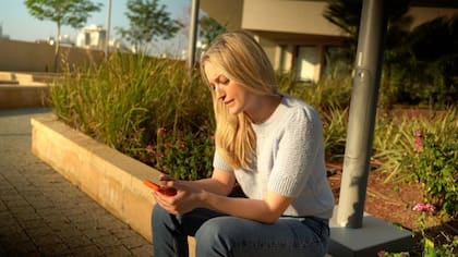 Kate Konlin recibió insultos en las redes sociales tras el estreno de "El estafador de Tinder".
