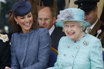 Kate Middleton y la reina Isabel II