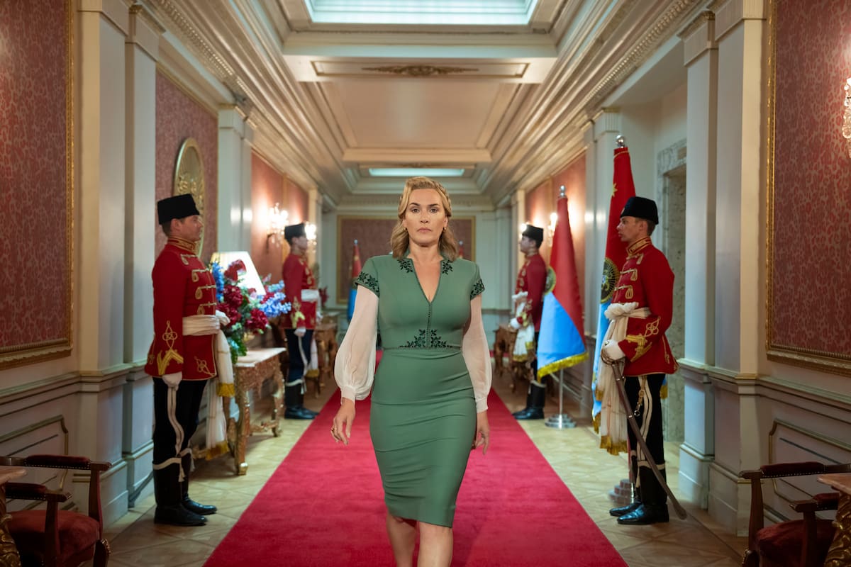 Kate Winslet interpreta a la líder populista de un país (ficticio) de Europa Central