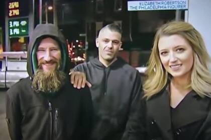 Katelyn McClure, Mark D'Amico y el veterano Johnny Bobbitt Jr. han recibido sentencias por ser parte de una estafa en la que mintieron a usuarios de internet para reunir 400.000 dólares