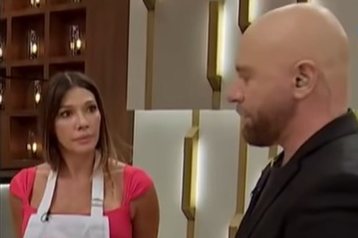Kathy "acoso" al chef para que la ayude. Fuente: Telefe
