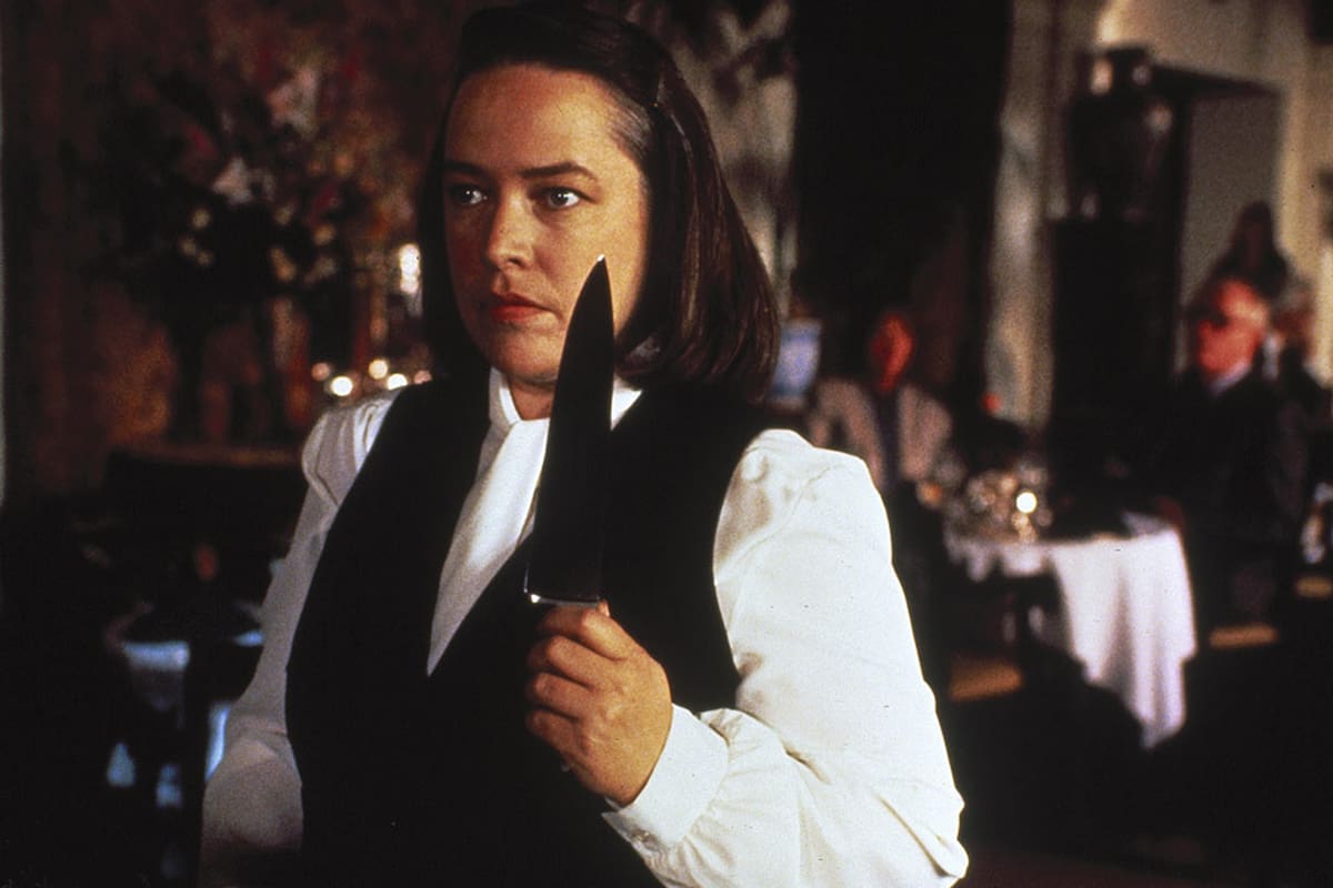 Kathy Bates lloraba antes o después de filmar las secuencias más brutales