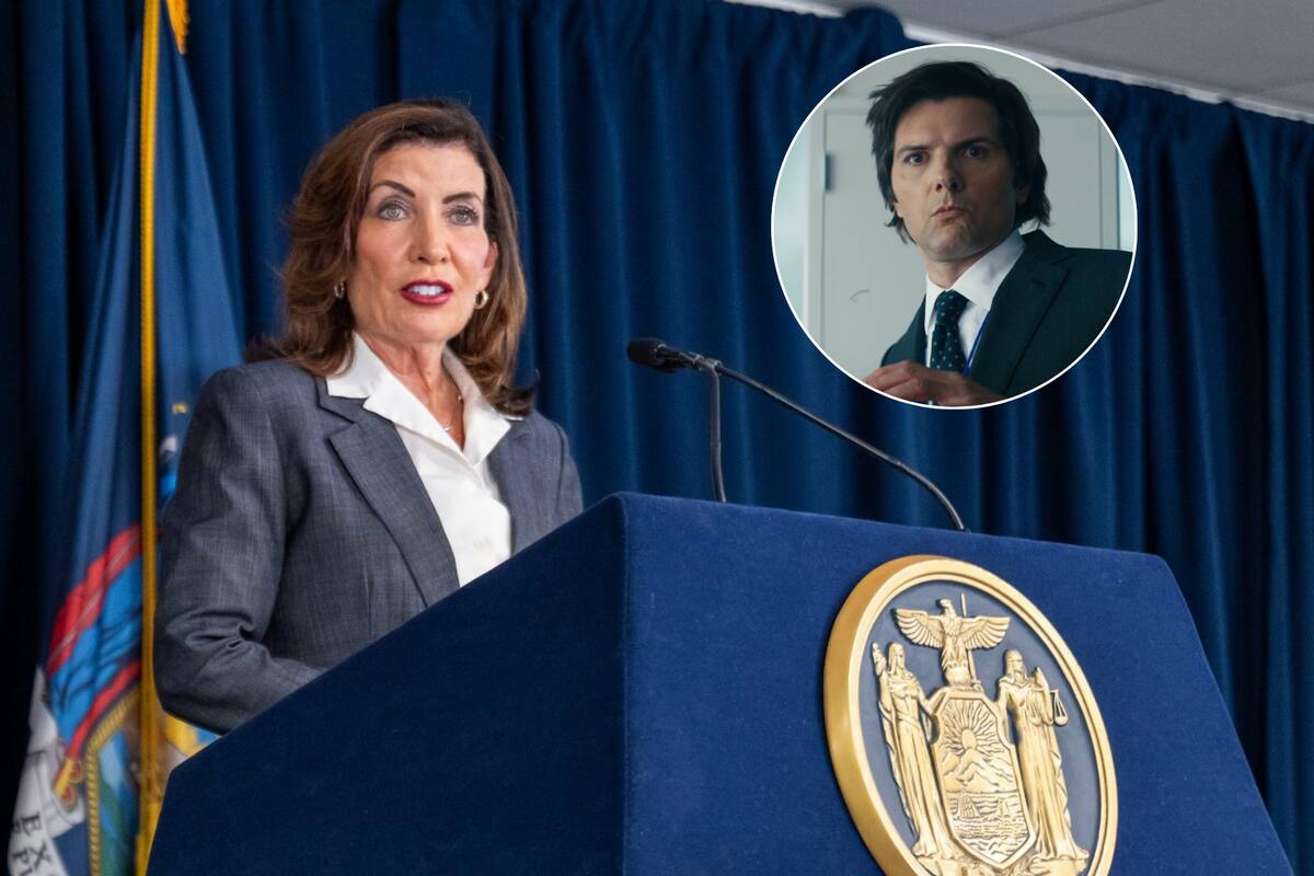Kathy Hochul celebró las nominaciones y premios recibidos por Severance durante los Emmy