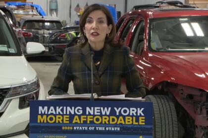 Kathy Hochul había anunciado medidas contra el fraude de seguros de automóviles en Nueva York