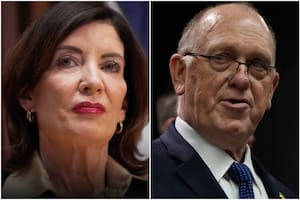 Kathy Hochul respondió a las amenazas del zar de la frontera sobre el envío de agentes del ICE a Nueva York