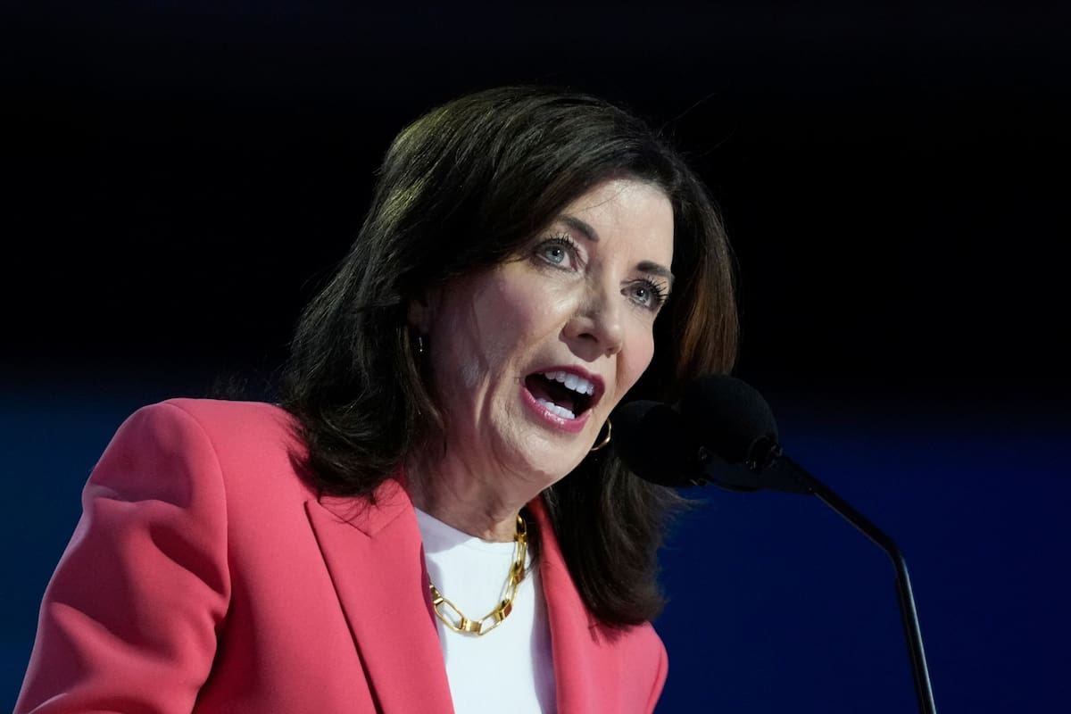 Kathy Hochul sentenció que no existen reyes en Estados Unidos en relación con las últimas medidas de Donald Trump en Los Ángeles