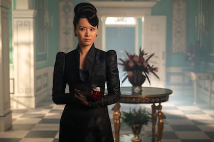 Katie Leung interpreta a la malvada madrastra de Sophie, Lady Araminta Gun