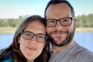 La historia de la pareja que llevó el almuerzo al trabajo durante 10 años y logró jubilarse antes de los 40