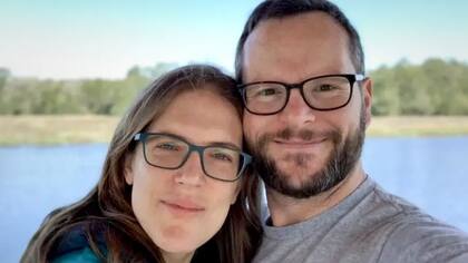 Katie y Alan Donegan pudieron jubilarse cuando él tenía 40 años y ella 35