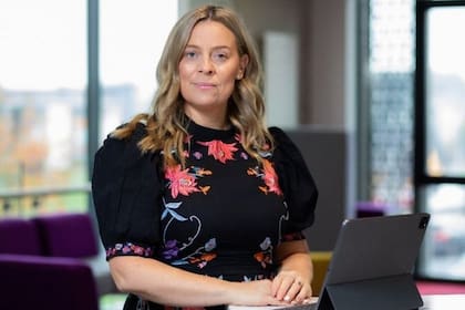 Katriona O'Sullivan publicó en mayo el libro "Poor" (Pobre), editado por Penguin Libros