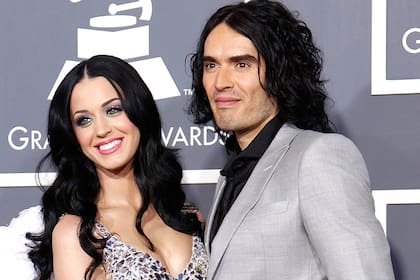 Katy le quiso obsequiar el cielo a su amado... pero igual no le duró mucho el matrimonio