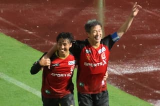 El futbolista profesional más veterano del mundo anotó un gol a los 59 años: "Quería estar a la altura"