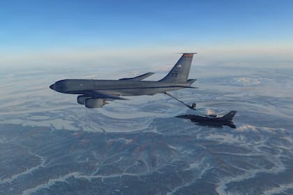 KC-135 Stratotanker
(Departamento de Defensa de EE.UU. vía AP)