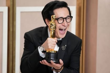 Ke Huy Quan es la primera persona de origen vietnamita en ganar un Oscar