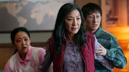 Ke Huy Quan es parte del elenco de "Todo en todas partes al mismo tiempo" (Foto: LIONSGATE)