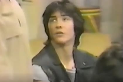 Keanu Charles Reeves, más conocido como Keanu Reeves, nació en Beirut, Líbano, el 2 de septiembre de 1964. Su primer trabajo fue una participación en la serie Hangin´ In en 1984. Tuvo otros roles en televisión hasta que, en 1986, formó parte del elenco de Nacido para ganar, un film protagonizado por Rob Lowe y Patrick Swayze