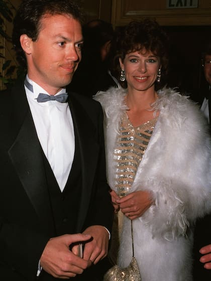 Keaton y McWilliams en una alfombra roja