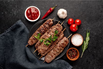 Kebab en pinchos.