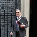 Un analista internacional explicó en detalle el impacto de la renuncia de Keir Starmer, primer ministro del Reino Unido