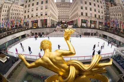 Kelly Clarkson será la anfitriona principal del especial “Christmas at Rockefeller Center”
