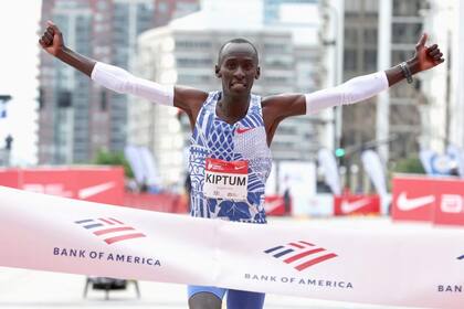 Kelvin Kiptum se llevó el oro en el Maratón de Chicago del Bank of America