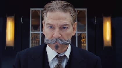 Kenneth Branagh como el famoso inspector Poirot