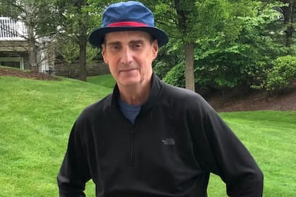 Kenneth Ferrucci, ahora de 54 años, revela cómo se dio cuenta que precisaba atender sí o sí su adicción al alcohol por una cirrosis severa: sobrevivió gracias a un trasplante (Parade.com)