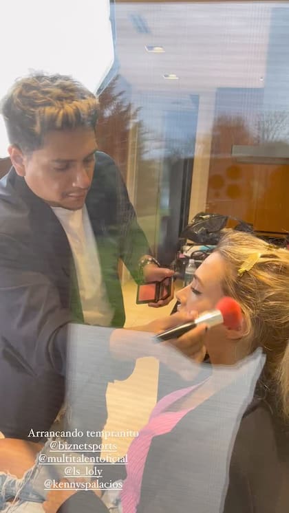 Kenny Palacios es el estilista personal de Wanda Nara y de Camila Homs.