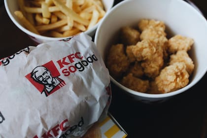 Kentucky Fried Chicken innovó en su menú y apunta al mercado joven