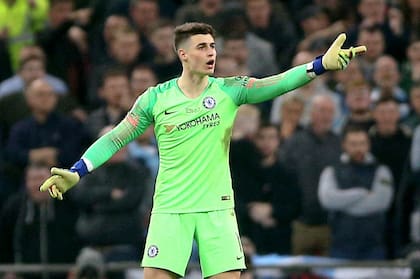 Kepa Arrizabalaga, en el partido ante Manchester City, por la final de la liga de Inglaterra que ganó el equipo de Agüero.