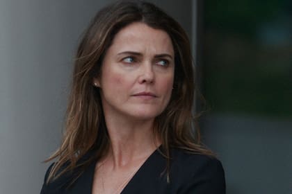 Keri Russell como la embajadora Kate Wyler en La diplomática