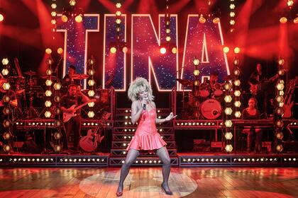 Kery Sankoh, en Tina, el musical, en el Teatro Coliseum, de Madrid