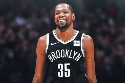 Kevin Durant, dos veces campeón de la NBA con Golden State, hoy en los Nets