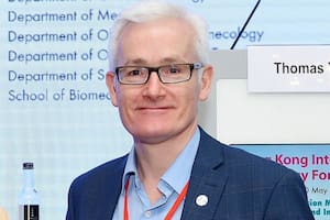 Kevin Harrington, especialista en radioterapia del Instituto de Investigación del Cáncer de Reino Unido