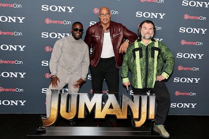 Kevin Hart, Dwayne Johnson y Jack Black en Las Vegas, promocionando Jumanji: El siguiente nivel
